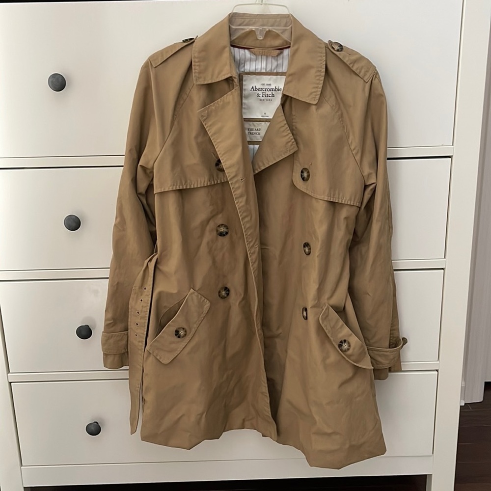 Abercrombie & Fitch trench coat size M